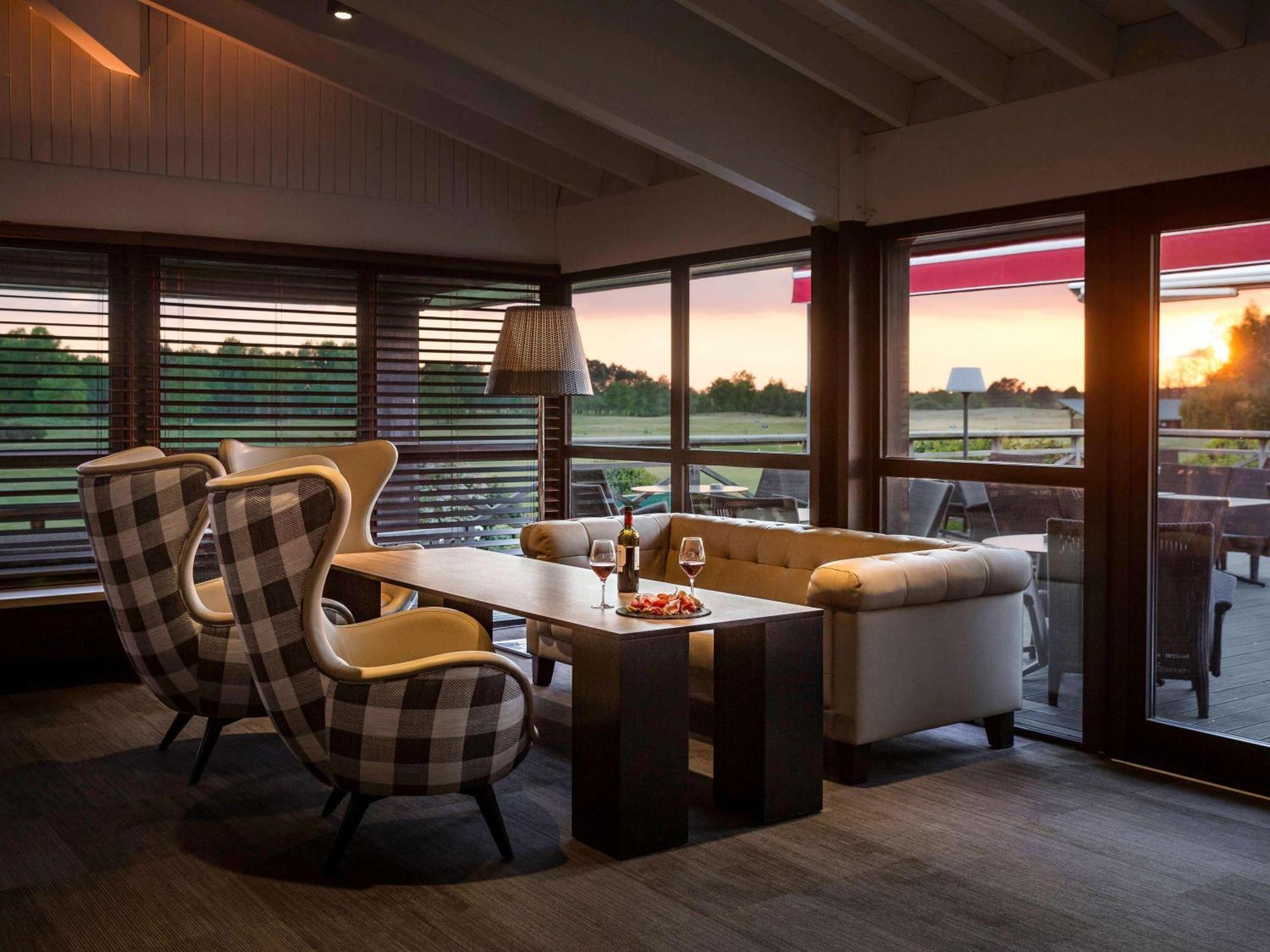Cabot Hotel Bordeaux - Mgallery Collection Le Pian-Médoc Екстериор снимка